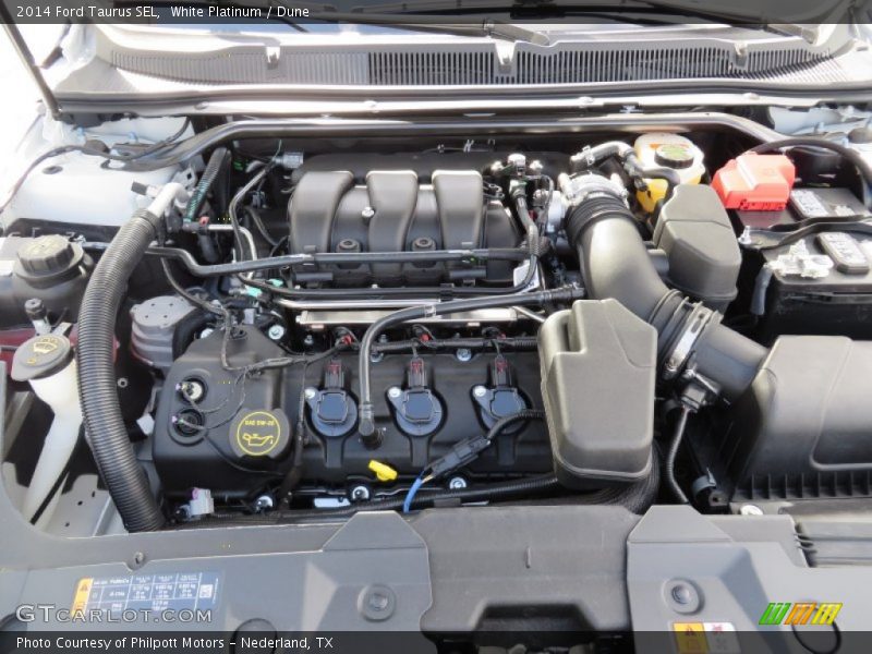 White Platinum / Dune 2014 Ford Taurus SEL
