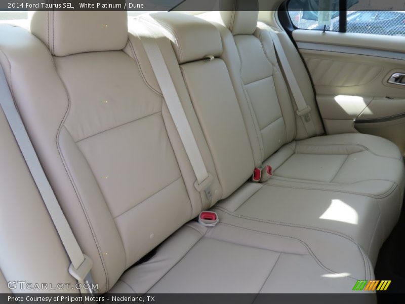 White Platinum / Dune 2014 Ford Taurus SEL