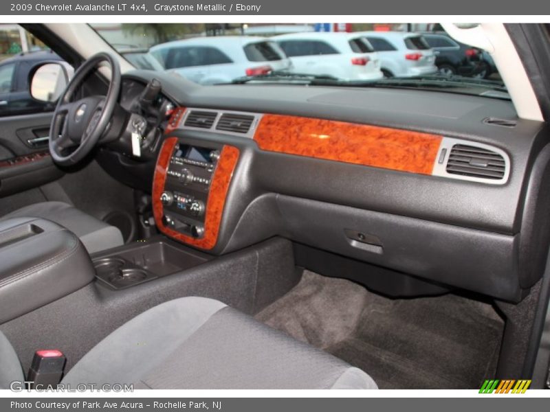 Graystone Metallic / Ebony 2009 Chevrolet Avalanche LT 4x4