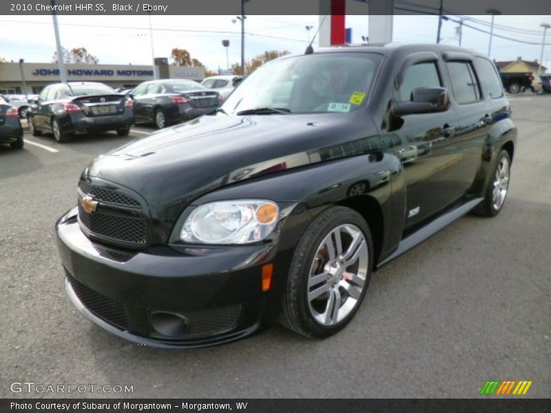 Front 3/4 View of 2010 HHR SS