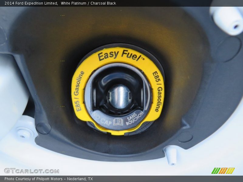 White Platinum / Charcoal Black 2014 Ford Expedition Limited