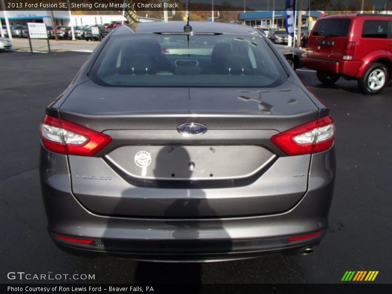 Sterling Gray Metallic / Charcoal Black 2013 Ford Fusion SE