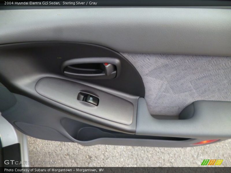 Sterling Silver / Gray 2004 Hyundai Elantra GLS Sedan