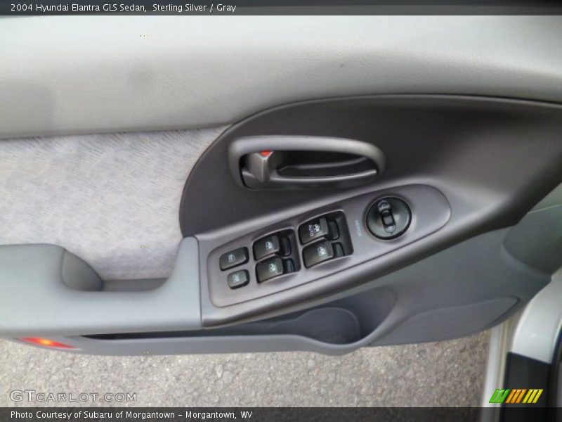 Sterling Silver / Gray 2004 Hyundai Elantra GLS Sedan