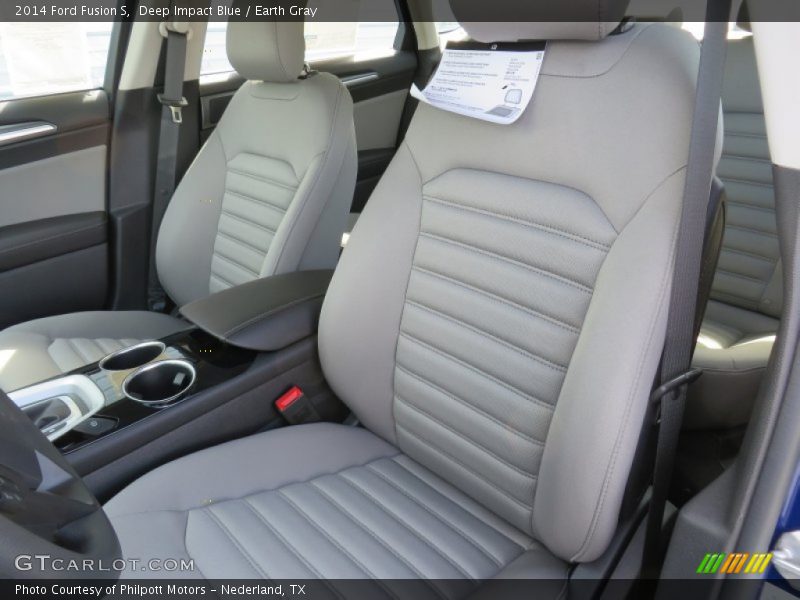 Front Seat of 2014 Fusion S