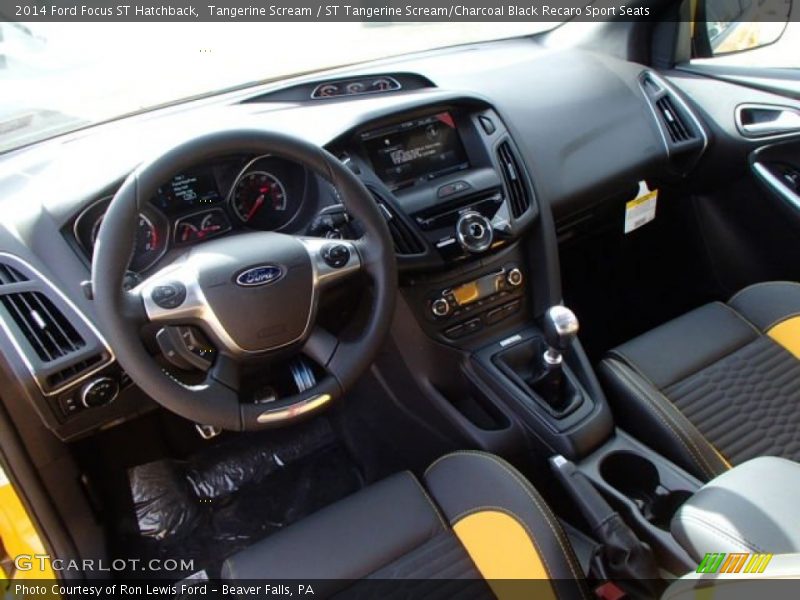 ST Tangerine Scream/Charcoal Black Recaro Sport Seats Interior - 2014 Focus ST Hatchback 