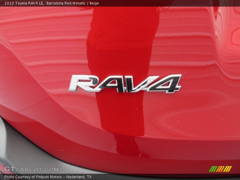 2013 RAV4 LE Logo