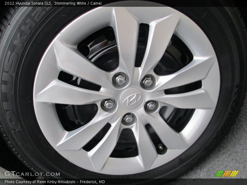 Shimmering White / Camel 2012 Hyundai Sonata GLS