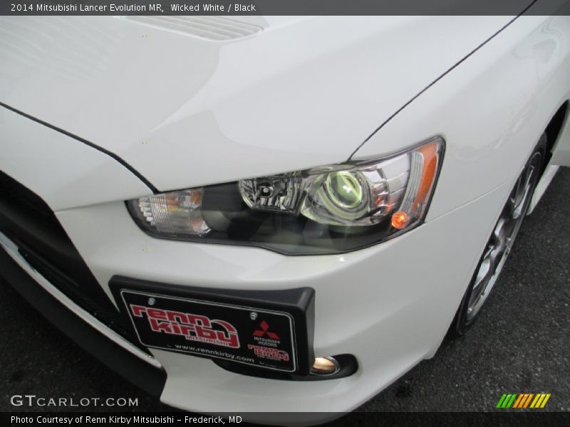 Wicked White / Black 2014 Mitsubishi Lancer Evolution MR