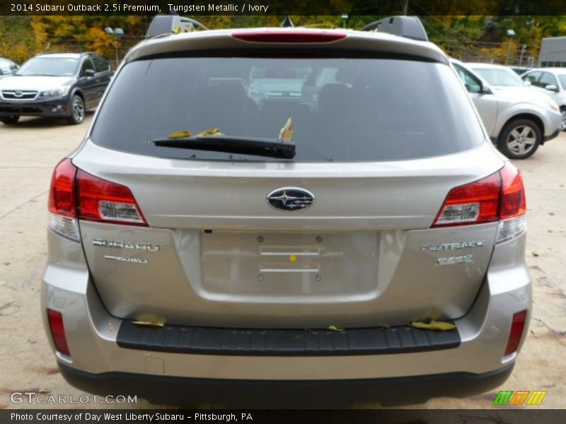 Tungsten Metallic / Ivory 2014 Subaru Outback 2.5i Premium