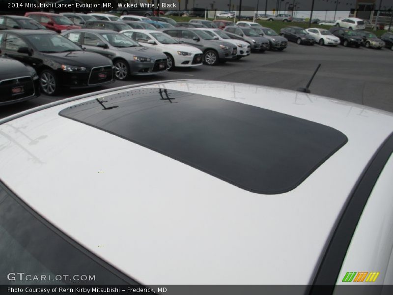 Wicked White / Black 2014 Mitsubishi Lancer Evolution MR