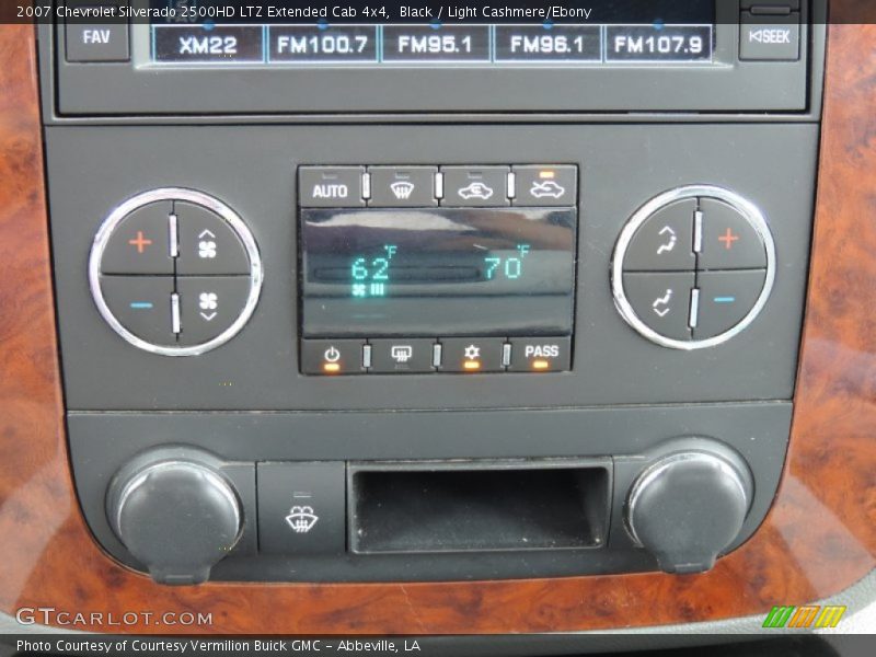 Black / Light Cashmere/Ebony 2007 Chevrolet Silverado 2500HD LTZ Extended Cab 4x4