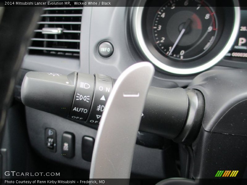 Wicked White / Black 2014 Mitsubishi Lancer Evolution MR
