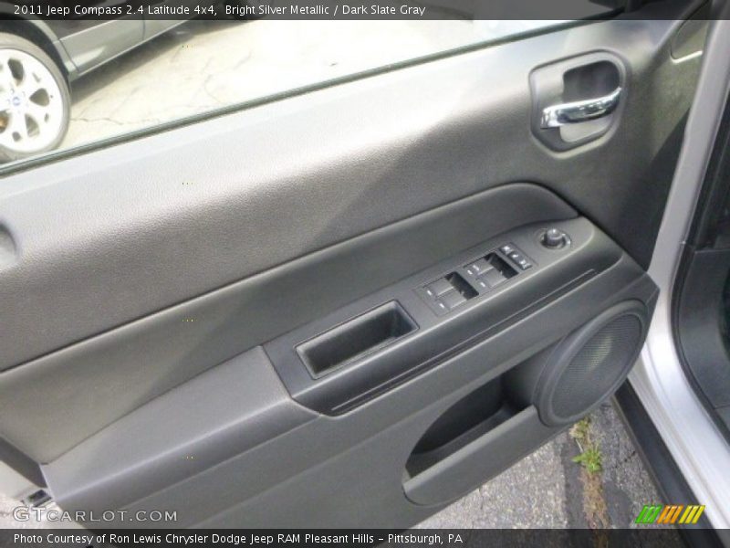 Bright Silver Metallic / Dark Slate Gray 2011 Jeep Compass 2.4 Latitude 4x4