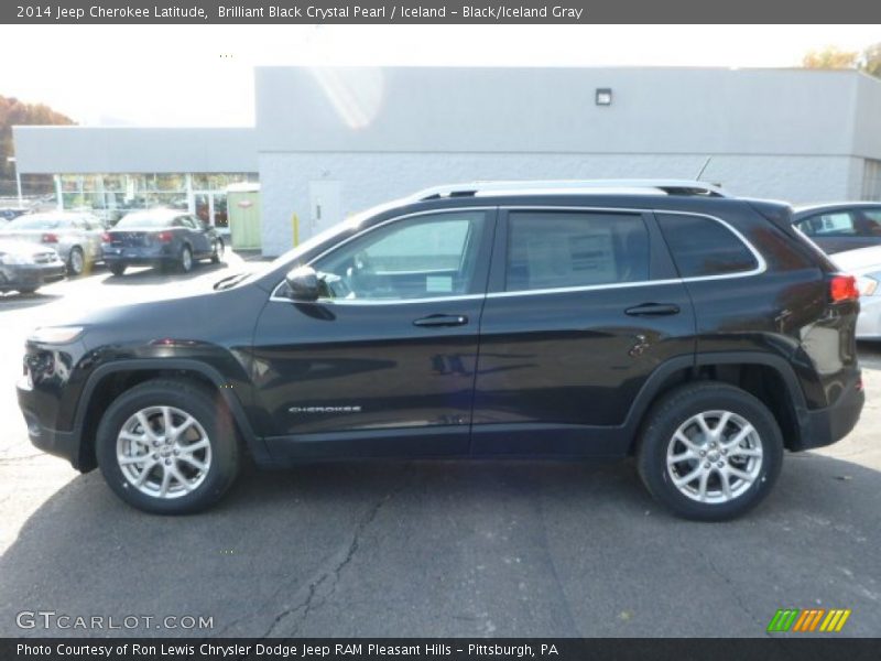 Brilliant Black Crystal Pearl / Iceland - Black/Iceland Gray 2014 Jeep Cherokee Latitude