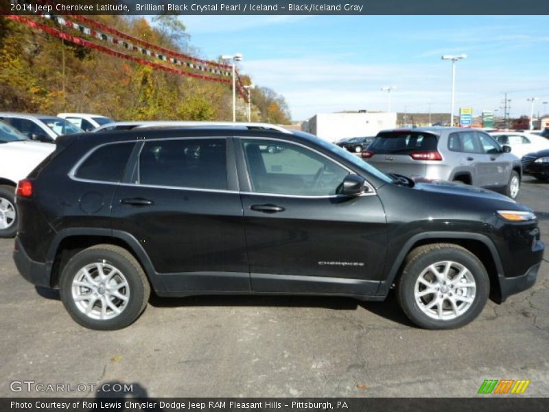  2014 Cherokee Latitude Brilliant Black Crystal Pearl