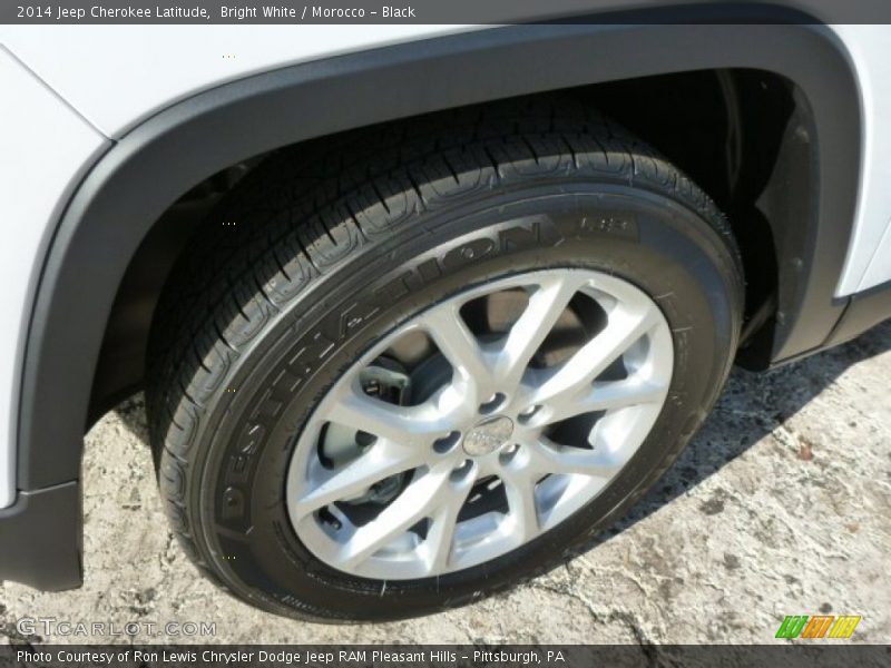  2014 Cherokee Latitude Wheel