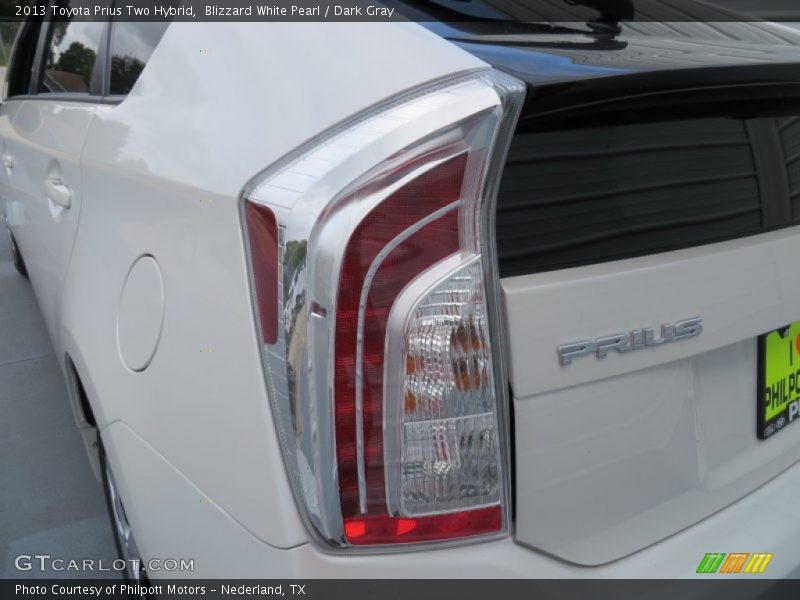 Blizzard White Pearl / Dark Gray 2013 Toyota Prius Two Hybrid