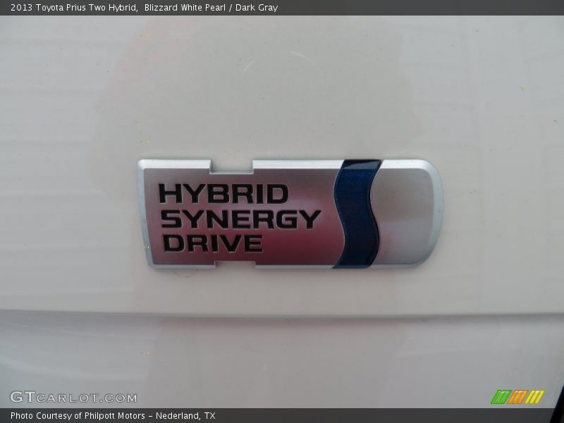 Blizzard White Pearl / Dark Gray 2013 Toyota Prius Two Hybrid