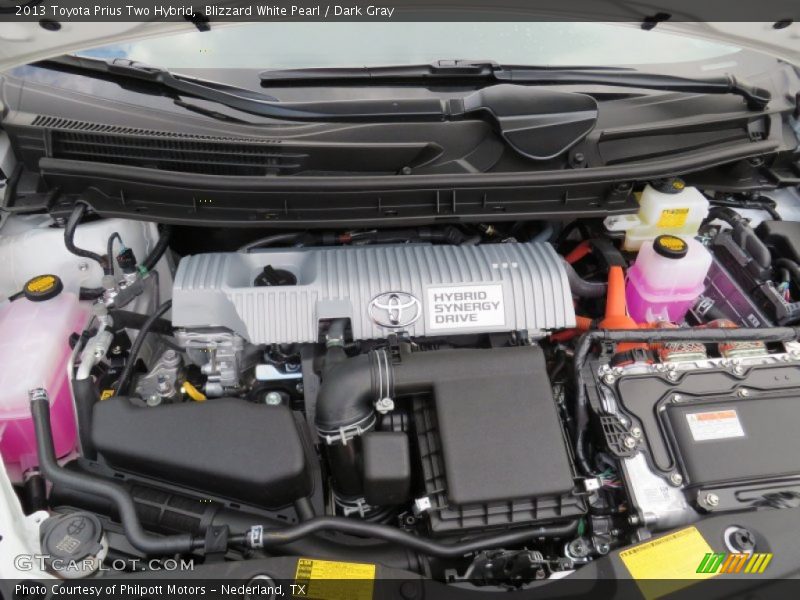 Blizzard White Pearl / Dark Gray 2013 Toyota Prius Two Hybrid