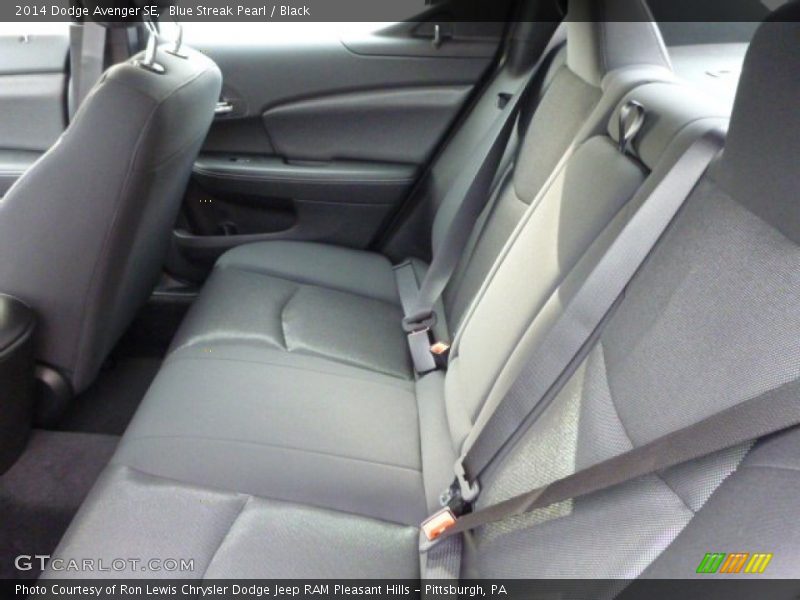 Blue Streak Pearl / Black 2014 Dodge Avenger SE