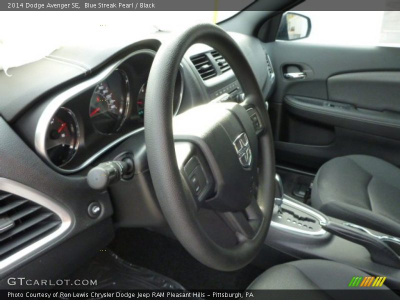 Blue Streak Pearl / Black 2014 Dodge Avenger SE