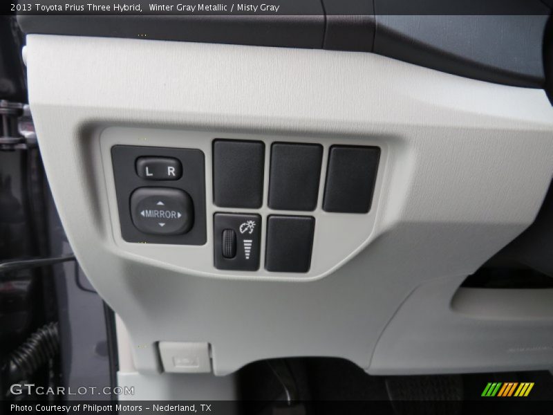 Winter Gray Metallic / Misty Gray 2013 Toyota Prius Three Hybrid