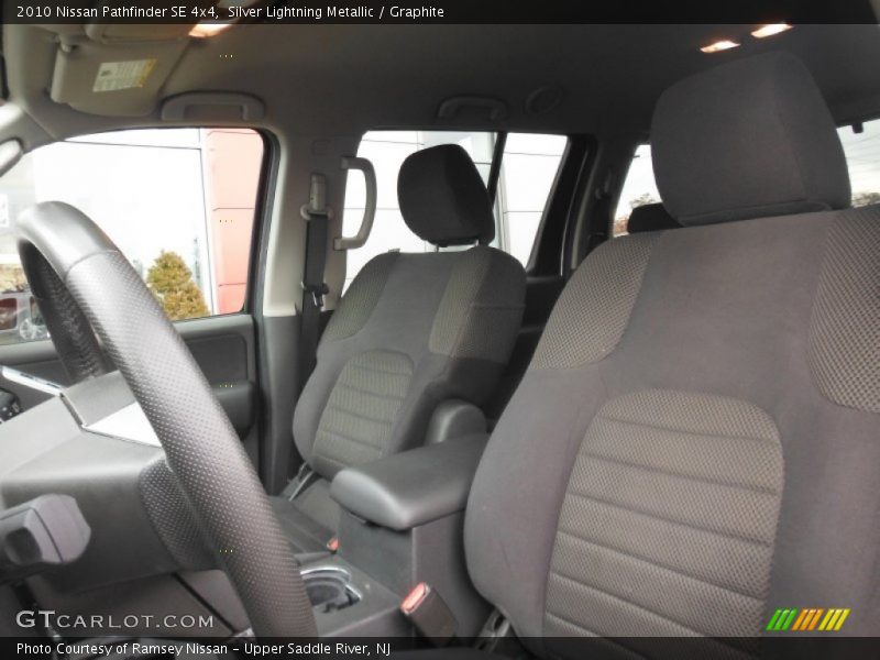 Silver Lightning Metallic / Graphite 2010 Nissan Pathfinder SE 4x4
