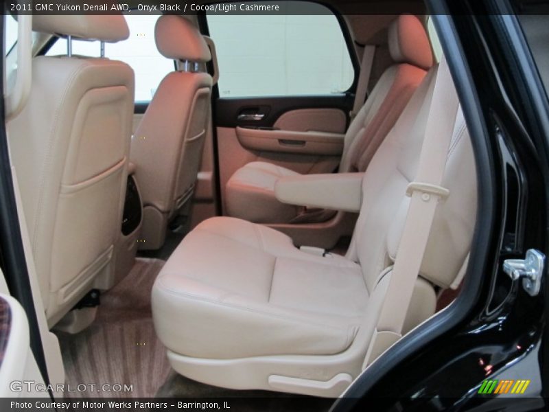 Onyx Black / Cocoa/Light Cashmere 2011 GMC Yukon Denali AWD