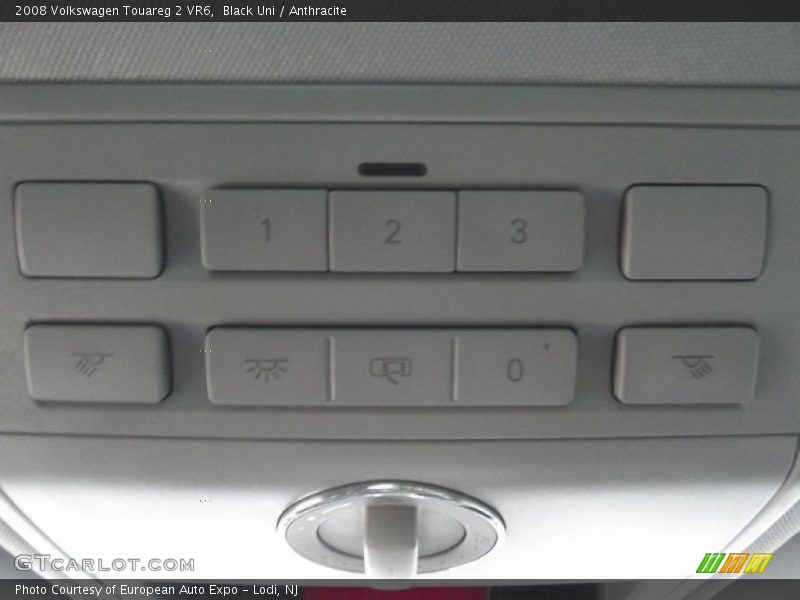 Black Uni / Anthracite 2008 Volkswagen Touareg 2 VR6