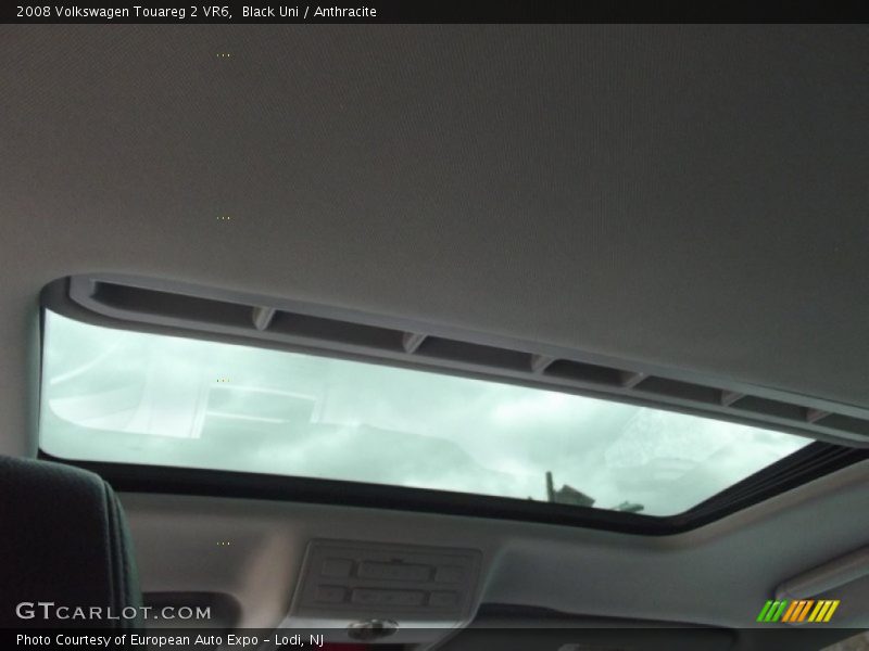 Black Uni / Anthracite 2008 Volkswagen Touareg 2 VR6