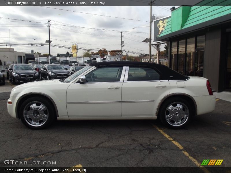 Cool Vanilla White / Dark Slate Gray 2008 Chrysler 300 LX