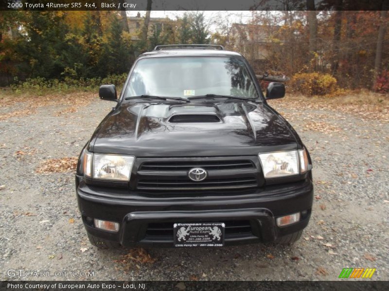 Black / Gray 2000 Toyota 4Runner SR5 4x4