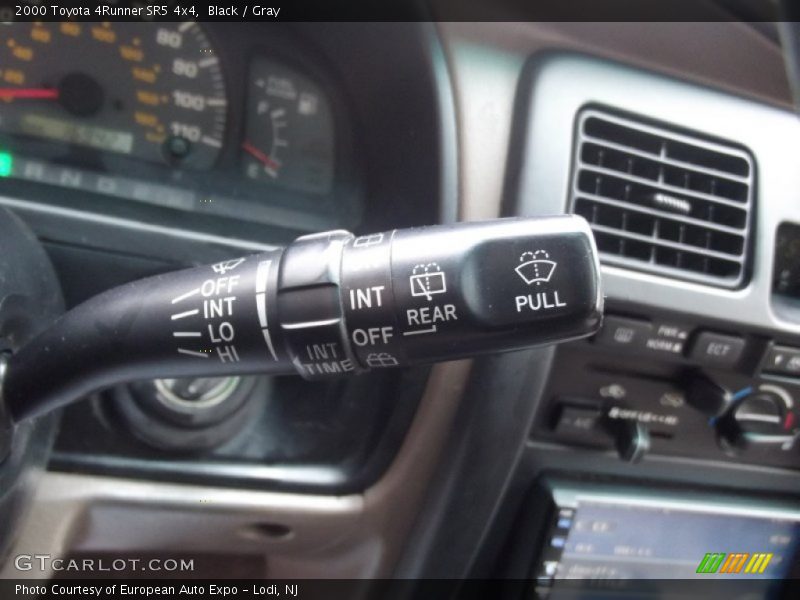Black / Gray 2000 Toyota 4Runner SR5 4x4