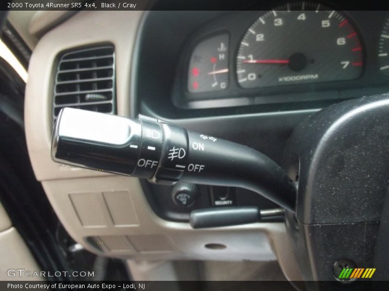 Black / Gray 2000 Toyota 4Runner SR5 4x4