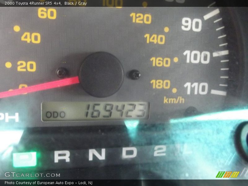 Black / Gray 2000 Toyota 4Runner SR5 4x4