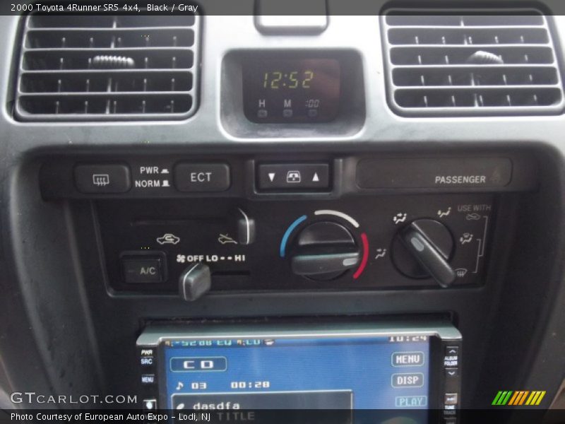 Black / Gray 2000 Toyota 4Runner SR5 4x4