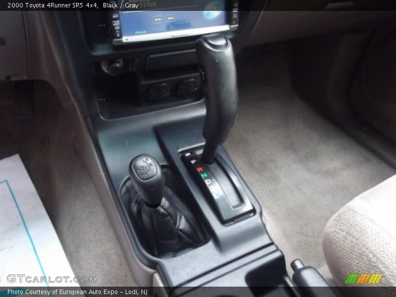 Black / Gray 2000 Toyota 4Runner SR5 4x4