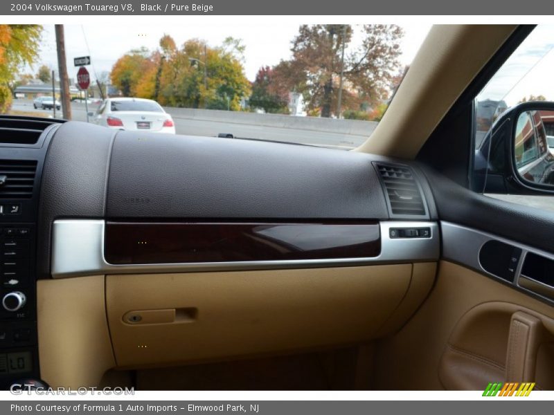 Black / Pure Beige 2004 Volkswagen Touareg V8