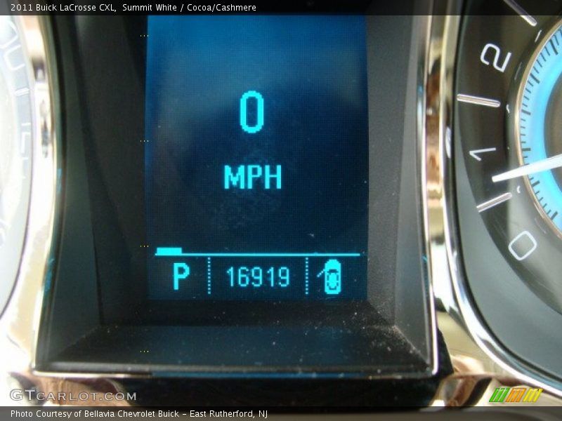Summit White / Cocoa/Cashmere 2011 Buick LaCrosse CXL