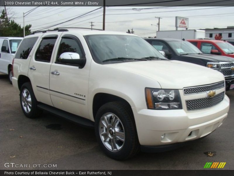 Summit White / Ebony 2009 Chevrolet Tahoe LTZ 4x4