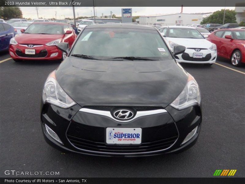 Ultra Black / Gray 2013 Hyundai Veloster