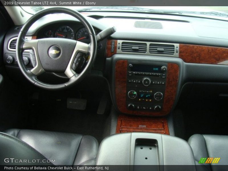 Summit White / Ebony 2009 Chevrolet Tahoe LTZ 4x4