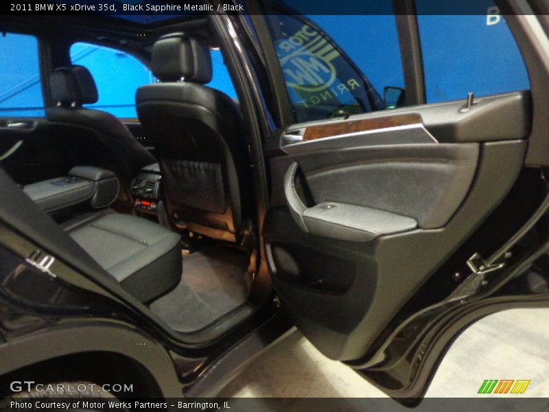 Black Sapphire Metallic / Black 2011 BMW X5 xDrive 35d