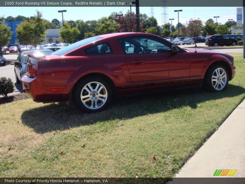 Redfire Metallic / Dark Charcoal 2005 Ford Mustang V6 Deluxe Coupe