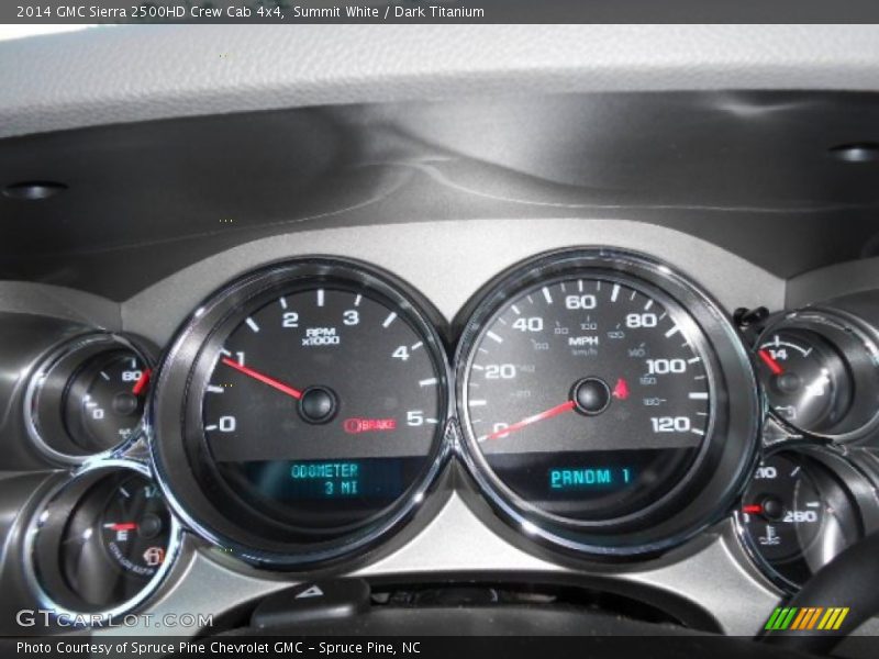 Summit White / Dark Titanium 2014 GMC Sierra 2500HD Crew Cab 4x4