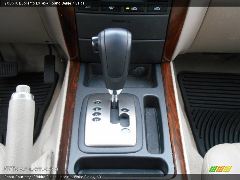 Sand Beige / Beige 2006 Kia Sorento EX 4x4