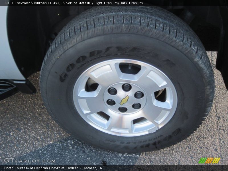 Silver Ice Metallic / Light Titanium/Dark Titanium 2013 Chevrolet Suburban LT 4x4
