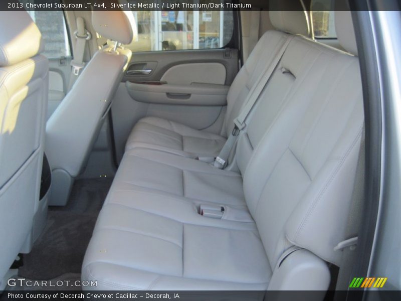 Silver Ice Metallic / Light Titanium/Dark Titanium 2013 Chevrolet Suburban LT 4x4