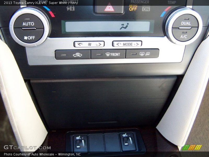 Super White / Ivory 2013 Toyota Camry XLE V6